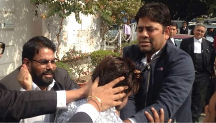 Journalists take out march from PCI to SC against attack on scribes outside Patiala House court