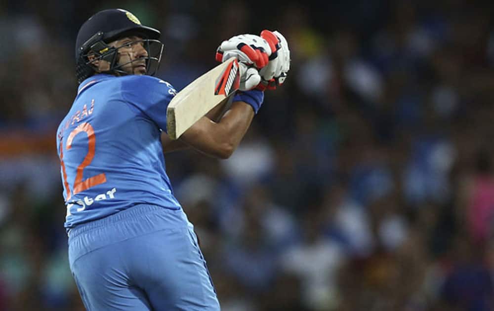 With total of 7 hits over the fence, Yuvraj Singh holds the record for most sixes in Indo-Pak T20I clashes.