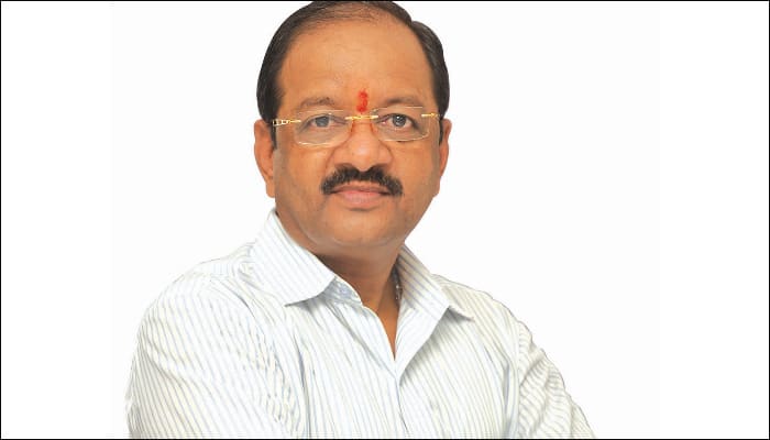 BJP MP Gopal Shetty creates furore, says it`s fashionable for farmers to commit suicide