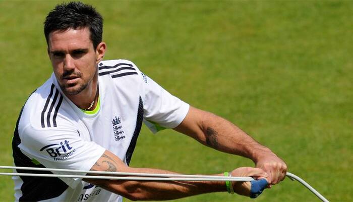 Kevin Pietersen: England batsman not considering Proteas move - Report