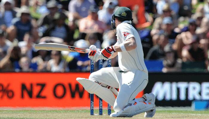 VIDEO: Steve Smith knocked down by Neil Wagner&#039;s nasty bouncer