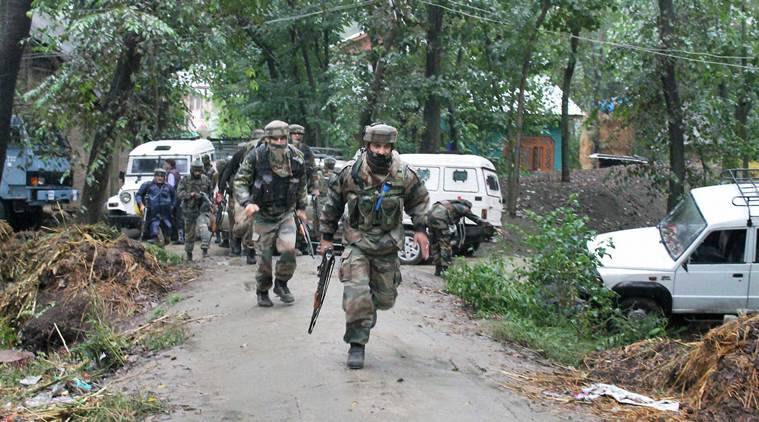 Fierce encounter in J&amp;K&#039;s Pampore underway; 6 troopers, 1 militant dead