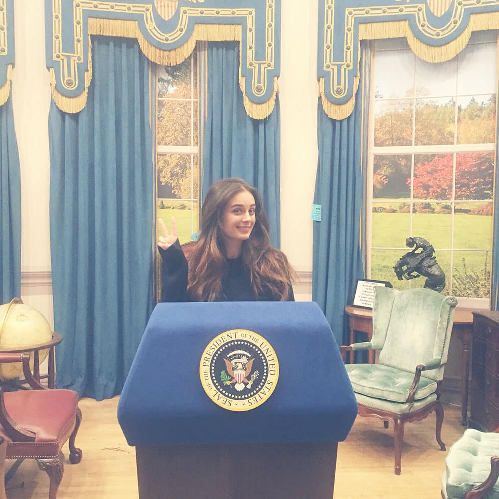 Evelyn Sharma :-Who's president now! ✌ #USA #uselection #president -twitter