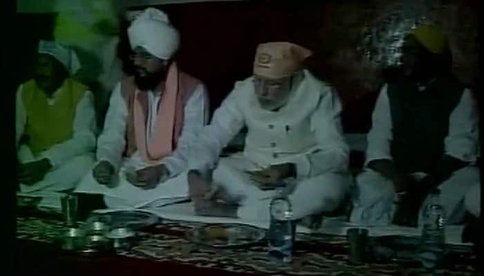 Guru Ravidas Jayanti: PM Modi visits saint&#039;s temple in his Lok Sabha constituency Varanasi