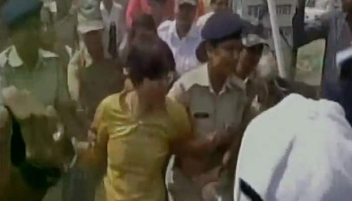 Shani Shingnapur temple row escalates, police detains activist Trupti Desai