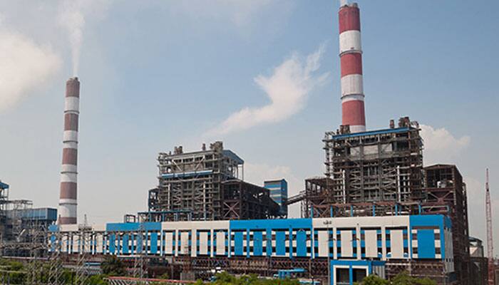 Govt to sell 5% in NTPC on Tuesday at Rs 122, eyes Rs 5,000 crore