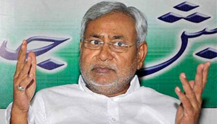 Centre cultivating falsehood on Rohith issue: Nitish Kumar