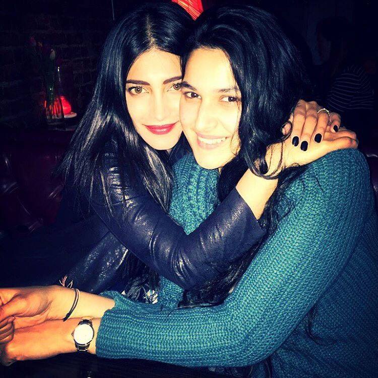 shruti haasan ‏:- Ramesh and Suresh reunited  back to my London lady natashaabhalla -instagram