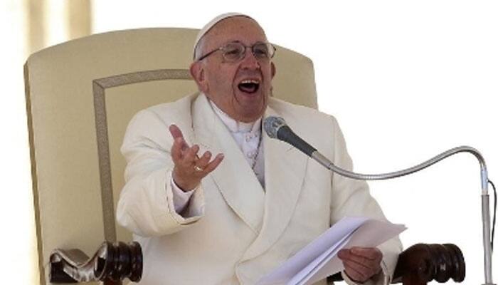 Invited by Nawaz Sharif, Pope Francis to visit Pakistan this year