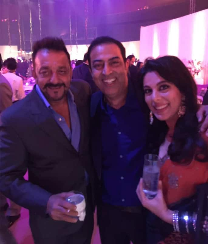 wonderful meeting up with schoolmate @duttsanjay  last night. Welcome back!Wish u a lovely future! Twitter@poojabeditweets