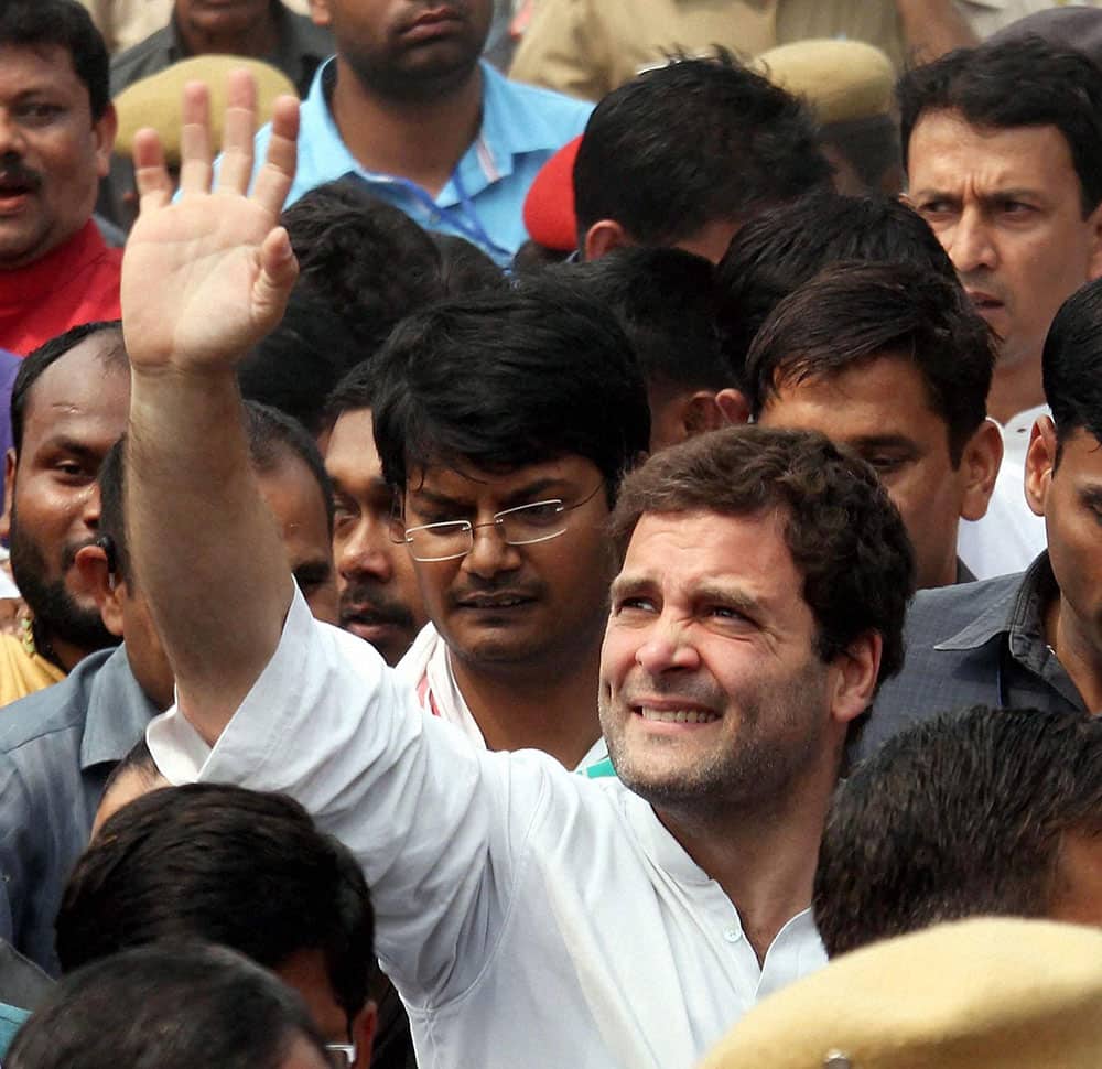 Congress vice president Rahul Gandhi with party leaders and supporters at the Jana Jagaran Rally in Nagaon.