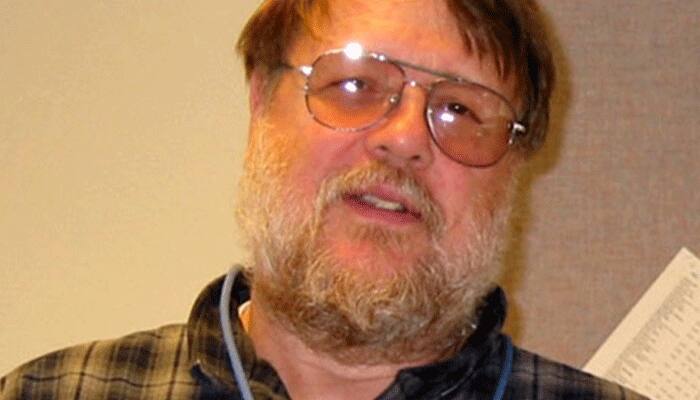 Ray Tomlinson, inventor of email, dies at 74