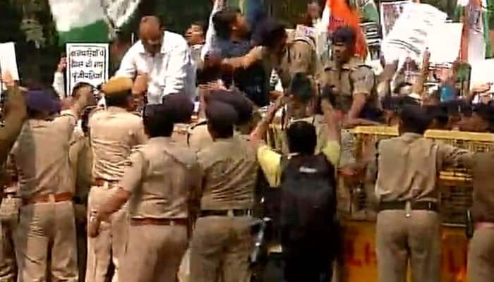 Congress workers protest at Jantar Mantar against EPF taxation proposal 
