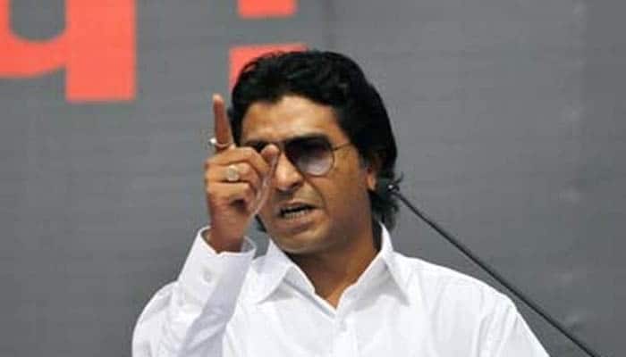 Raj Thackeray directs MNS activists to burn autos run by non-Maharashtrians