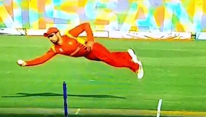MUST WATCH VIDEO: Outstanding catch by Zimbabwe&#039;s Sikandar Raza against Scotland in ICC World T20 qualifier