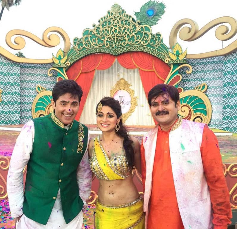 Had such a blast shooting for a Holi show for &tv with Aashif Sheikh and Rohitash Gaud from @bhabhijigharpar Twitter@ShamitaShetty