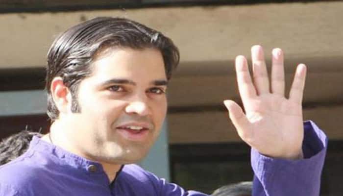 Varun Gandhi escapes unhurt after stage collapses