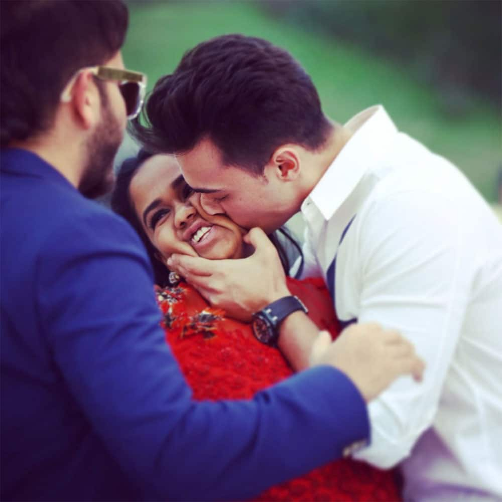 Arpita Khan Sharma ‏:- Missing the only person that troubles me so fondly @aaysharma can't wait for u to come back -twitter