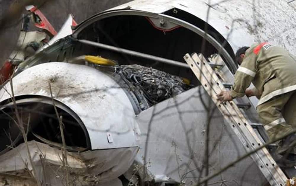 Poland accuses Russia of terrorism over 2010 jet crash