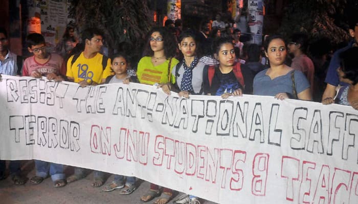 Post JNU row, J&amp;K students come under scanner of Kolkata Police