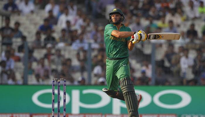 Shahid Afridi goes &#039;boom-boom&#039; at Eden Gardens ahead of much-awaited ICC World T20 match against India