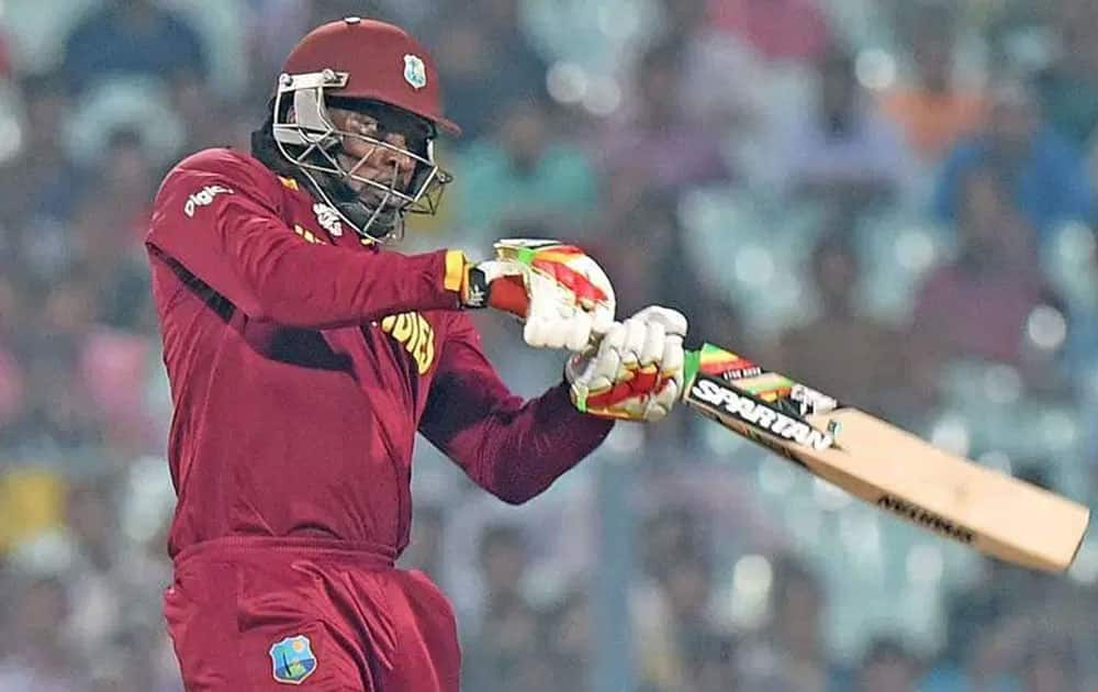 Chris Gayle (17 balls): The dynamic West Indian slaughtered the South African bowlers with a 77-run knock at Cape Town in 2015.