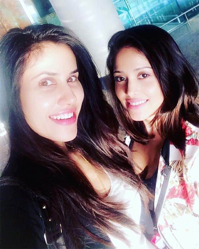 sonnalliseygallN we found each other #lostsister @nushrat_bharucha #pkp2 #TOIFA #sonnalliseygall. Instagram/sonnalliseygall