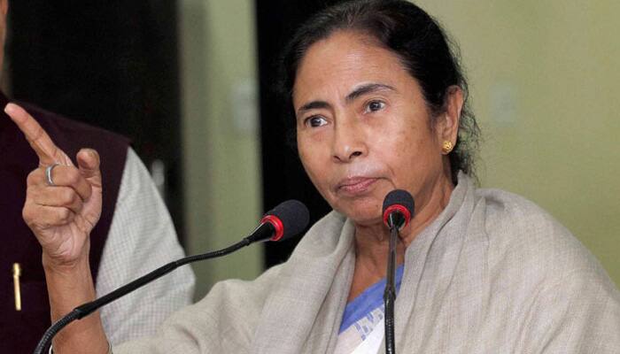 West Bengal Assembly polls 2016: Delhi is behaving as if emergency has been imposed, Mamata Banerjee