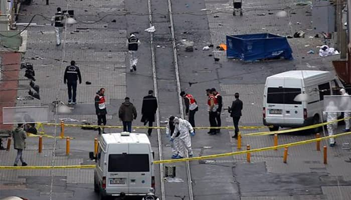 Suicide bombing kills five, wounds 36 in central Istanbul