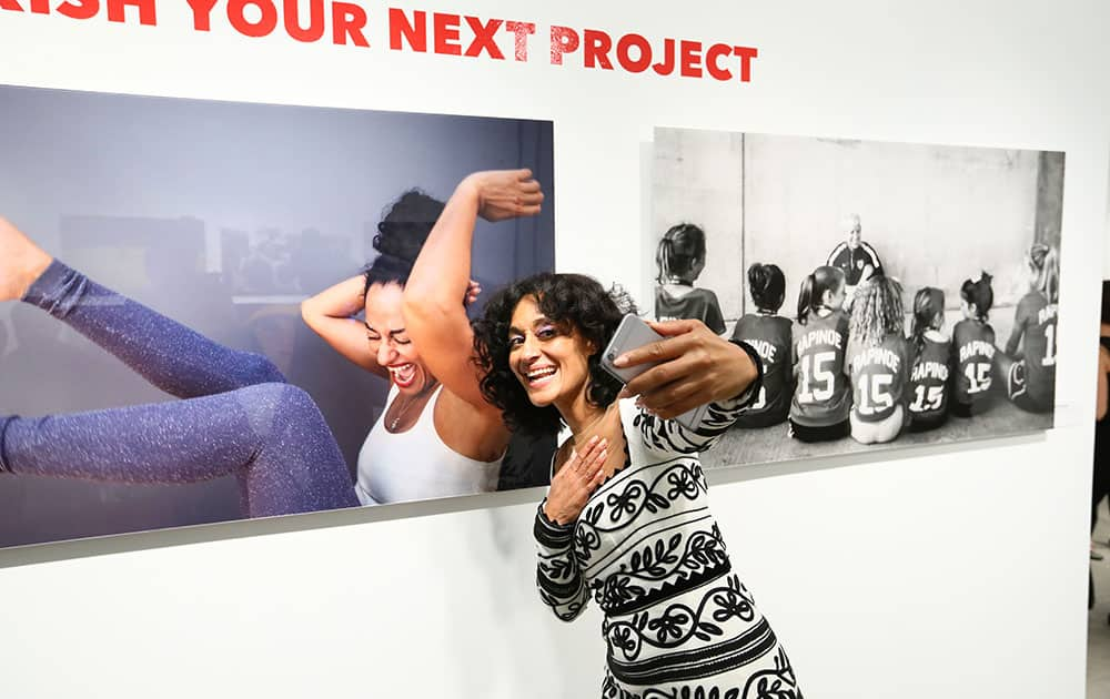 Actress Tracee Ellis Ross snapped a selfie during Special K 