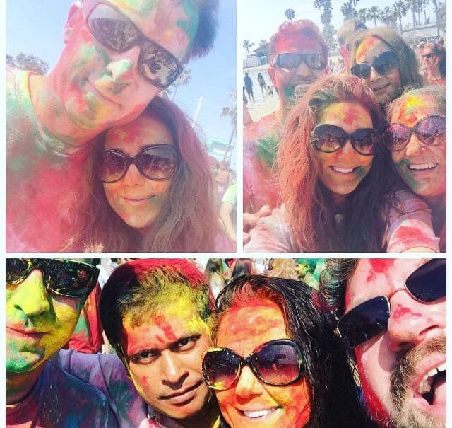 Preity zinta :- Best way to celebrate the #IndvsPak ..win is by going to a #holiparty on the #beach  #family #friends #fun #la Ting -twitter