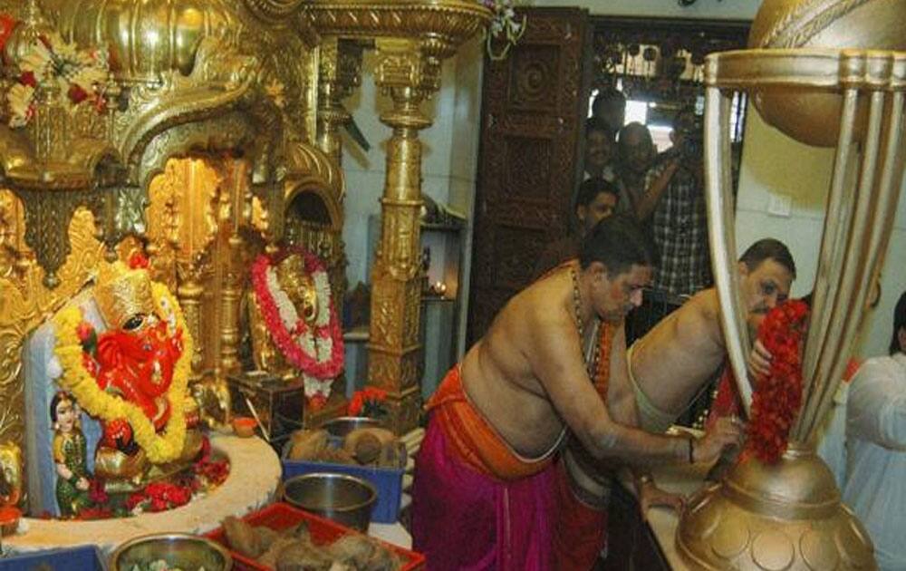 5. Siddhivinayak Temple