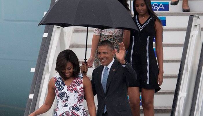 It&#039;s wonderful, says Obama after arrival in Cuba for &#039;historic&#039; visit