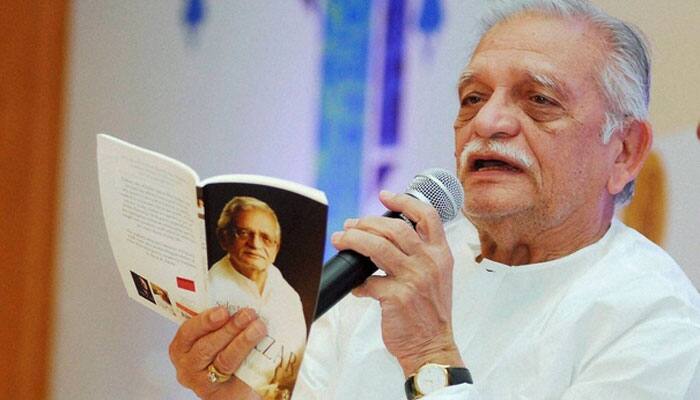 Gulzar supports JNU students&#039; voice of dissent