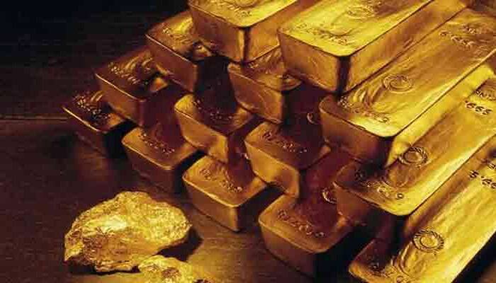 Gold prices fall to Rs 29,325 per 10 gm in futures trade