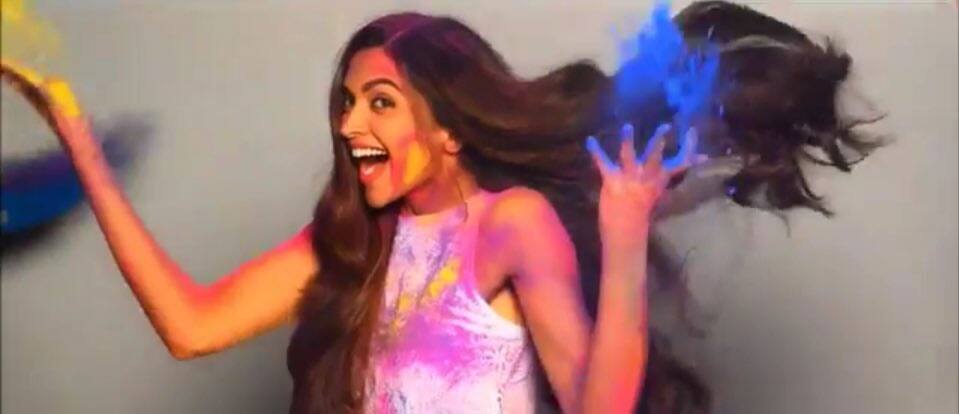 Deepika Padukone for Parachute Advansed #KhulKeKheloHoli campaign -twitter