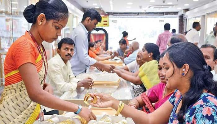 Jewellers&#039; strike against 1% excise duty enters 21st day