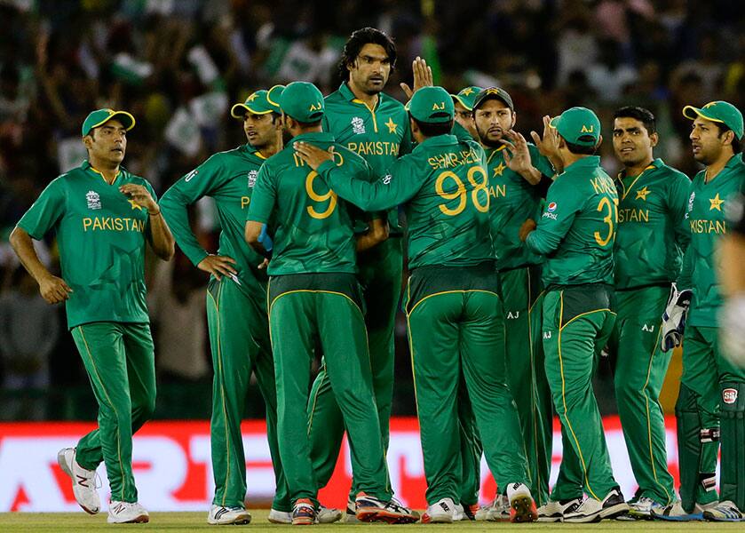 Pakistan's Mohammad Irfan celebrates the wicket of New Zealand's Kane Williamson during their ICC World Twenty20 2016 cricket match in Mohali.