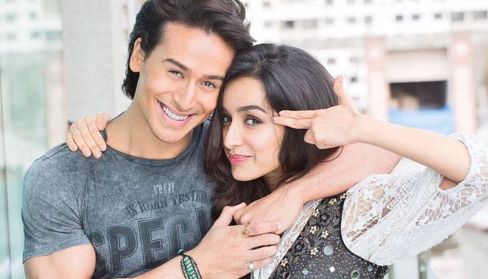 Smoking hot! Shraddha Kapoor, Tiger Shroff look smashing in new &#039;Baaghi&#039; still