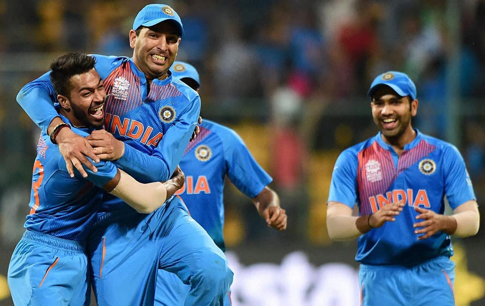  Indias Hardik Pandya celebrates the win over Bangladesh during the ICC World T20 match between India and Bangladesh at Chinnaswamy Stadium in Bengaluru.