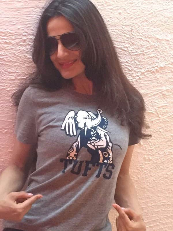 A friend from Tufts just got me a cute tee from my Boston campus.. Loved studying there - twitter@ameesha_patel