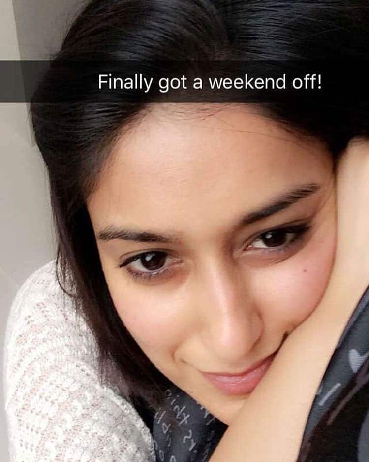 Ileana D'Cruz :- Weekends r for lazing around makeup freeeee n trying to figure out snapchat ...If u feel like… -instagram