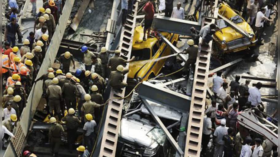 Kolkata flyover collapse: As it happened | -West Bengal News | Zee News