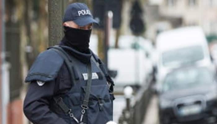 Spectacular gas blast hits central Paris apartment block, five injured