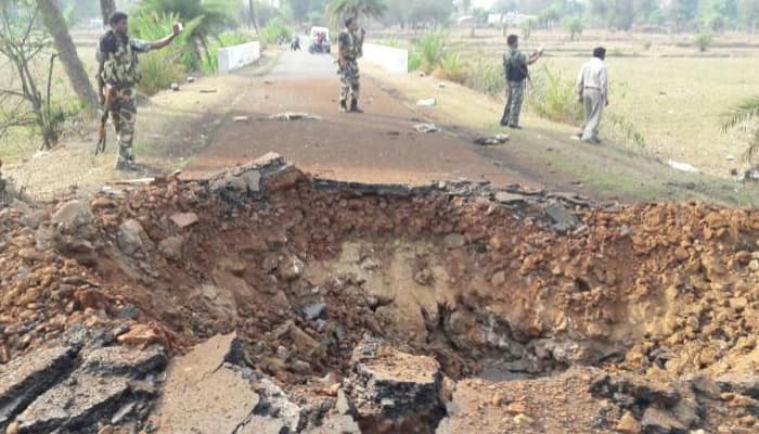 Days after Dantewada attack, 5 CRPF jawans injured in Naxal-triggered IED blasts in Jharkhand