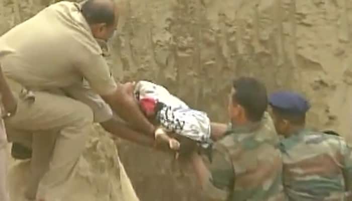 Sad end for 2-year old Khushi who dies after being rescued from borewell - Watch video