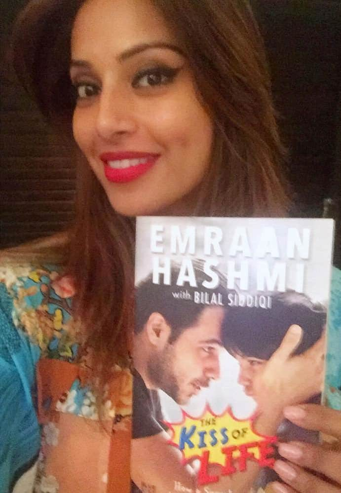 Bipasha Basu ‏:- Got my copy of 