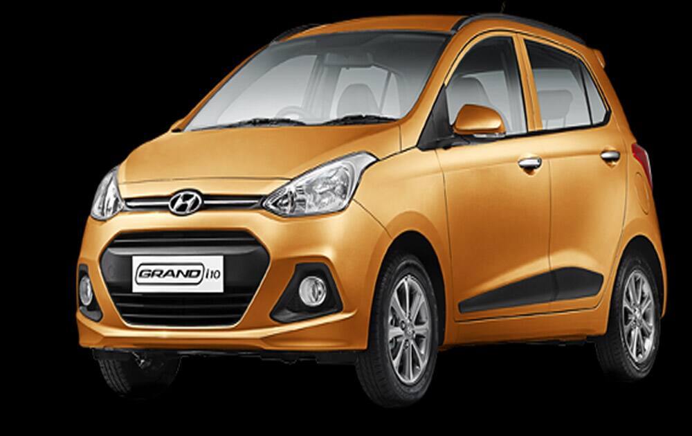 6. Grand i10 (9544 units)