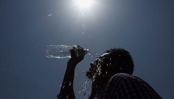 Heatwave sweeps Telangana, 66 dead