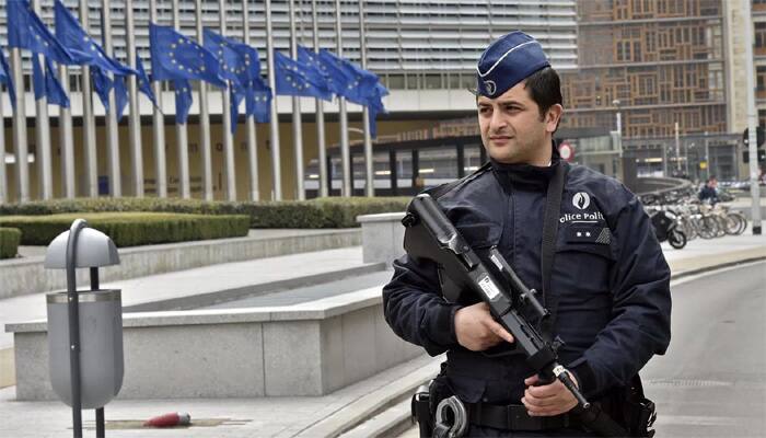 Jihadists &#039;switched attack to Brussels from France&#039; as police closed in